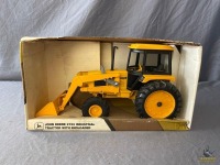 1/16 Ertl John Deere 2755 Industrial Tractor w/Loader