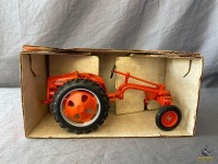 1/16 Scale Models 1948 Allis-Chalmers G Tractor