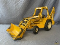 1/16 Ertl International Backhoe