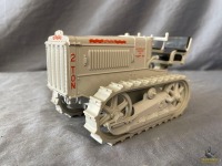 1/16 Ertl 1928 CAT 2-Ton Crawler