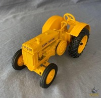 1/16 Ertl John Deere Industrial Tractor