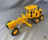 John Deere Motor Grader