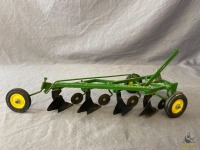 1/16 Scale Ertl John Deere 4-Bottom Plow