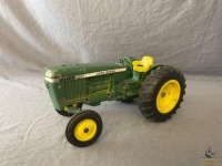 Ertl John Deere Tractor