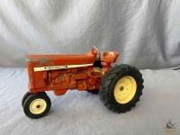 Ertl International Tractor