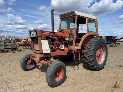 IH Farmall 1066 Hydro Tractor