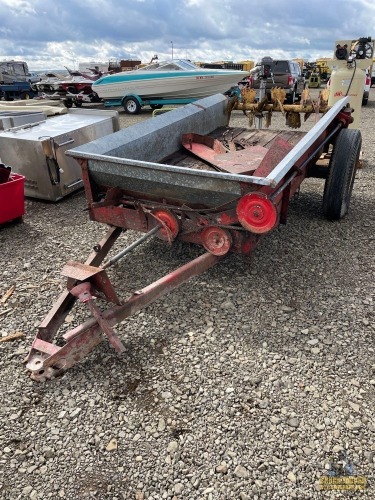 Massey Ferguson Manure Spreader