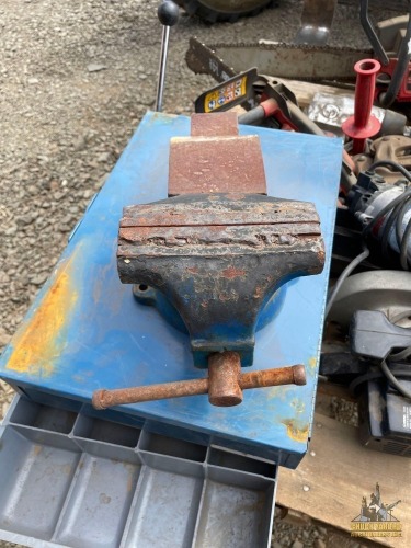 6" Bench Vise