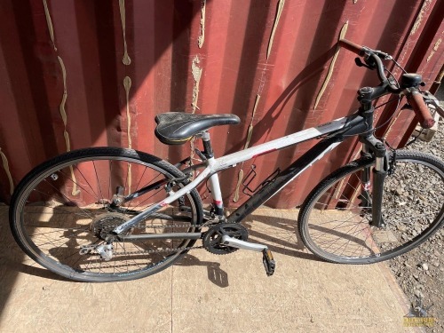 Trek 21 Speed 28" Bike