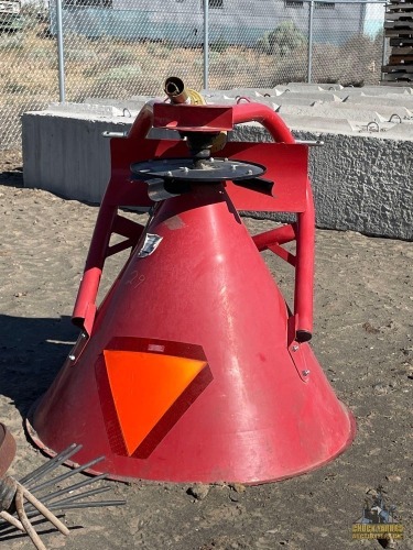 3-Point Cone Fertilizer Spreader