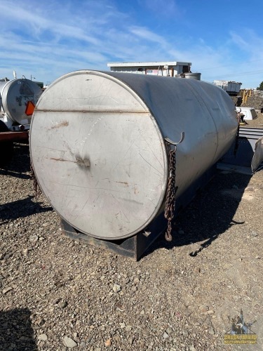 1500 Gallon Stainless Tank on Skids