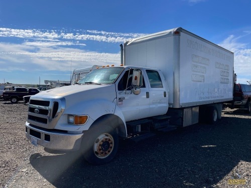 2004 Ford F-650 Box Truck