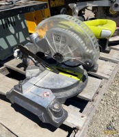 Ryobi 7-1/4" Compound Mitersaw