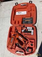 Paslode Cordless 16 Gauge Finsh Nailer