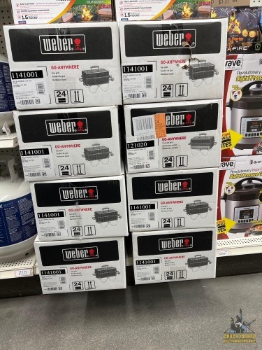 (9) Weber Gas Grill