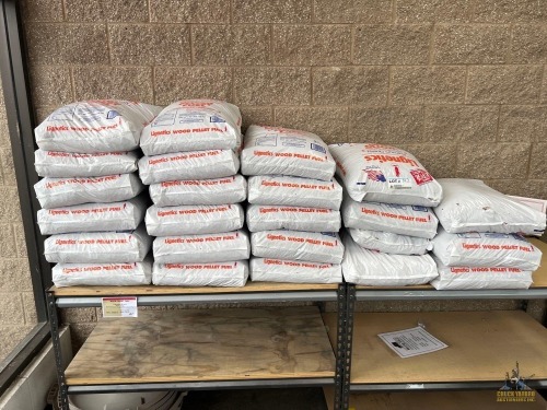 (24) Bags of Lignetics Wood Pellets