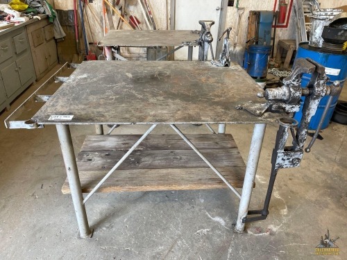 48x42 Table w/Post & Pipe Vise