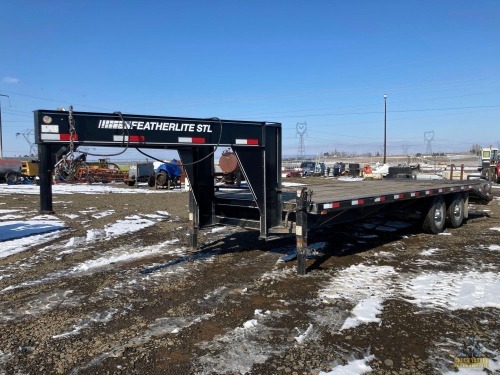 2007 Featherlite STL Gooseneck Flatbed Trailer