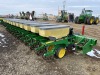 John Deere MaxEmerge 2 Planter - 4