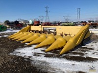 New Holland 996 8 Row Corn Header