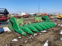 John Deere 8 Row Corn Header