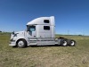 2006 Volvo VNL Semi - 2