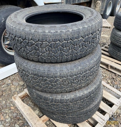 (4) 275/60R20 Tires