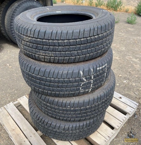 (4) 265/65R18 Tires