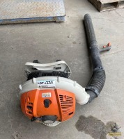 Stihl BR 550 Leaf Blower