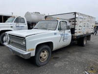 #64 1982 Chevy C30 Pickup