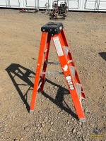 Cuprum 4' Fiberglass Step Ladder