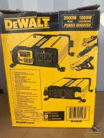 DeWalt Power Inverter