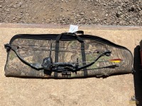 Kodiak Compound Bow W/ Cabelas Carry Case