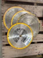 Assorted DeWALT Circular Blades - Offsite