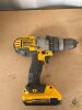 DeWalt 20V Drill & Impact Driver w/Tool Bag - 8