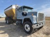 1975 Ford LT9000 Nurse Truck - 7