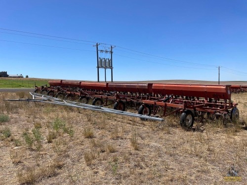 IH 150 Hillside 60' Grain Drills