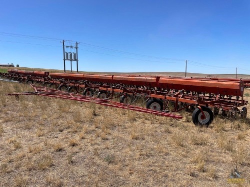 IH 150 60' Grain Drills