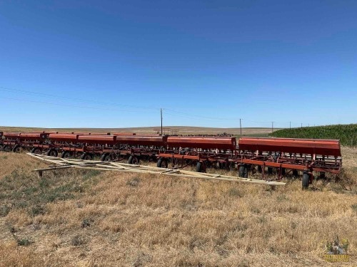 IH 150 Hillside 60' Grain Drills