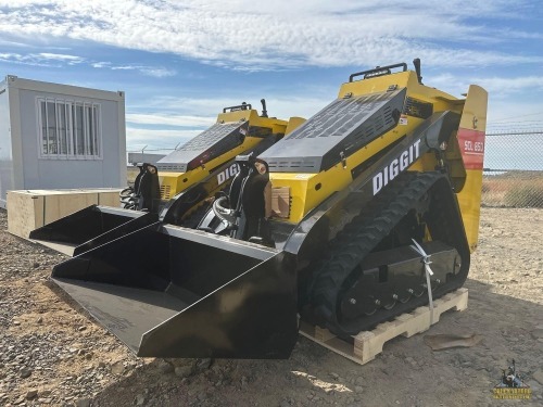 Diggit SCL 850 Mini Skid Steer