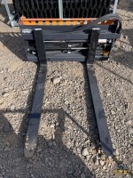 Wolverine 11-3300G Hydraulic Fork Attachment