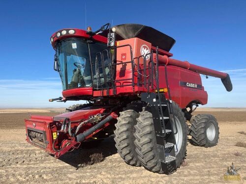 2013 Case IH 8230 Axial-Flow Combine