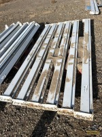 Assorted Pallet Racking Cross Rails