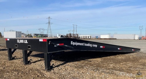 Industrias America Equipment Loading Ramp - Moses Lake