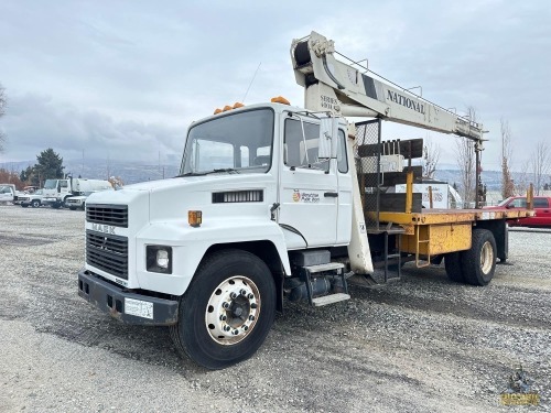 1998 Mack CS250 Crane Truck - Wenatchee