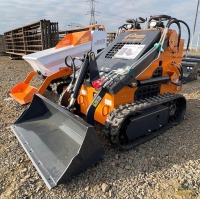 LandHonor Mini Skid Steer Loader - Moses Lake