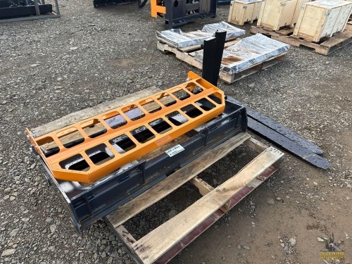 LandHonor Skid Steer Pallet Fork