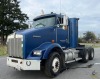 2000 Kenworth T800B Semi Truck