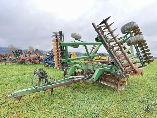 John Deere 630 Tandem Disk