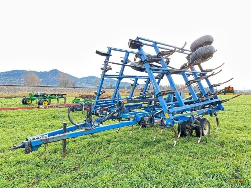 New Holland DMI ST250 Cultivator